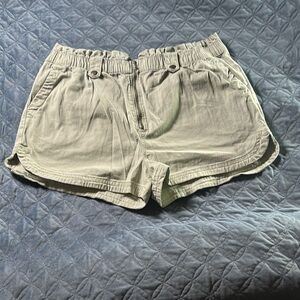 Celebrity Pink Tan Cargo Shorts Elastic Waist